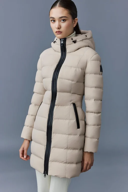 CALLA Agile-360 stretch light down coat with blue fox fur collar